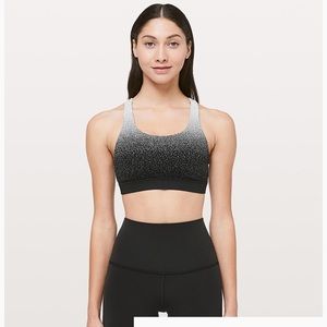 Lululemon Energy Sports Bra Size 4 black/white